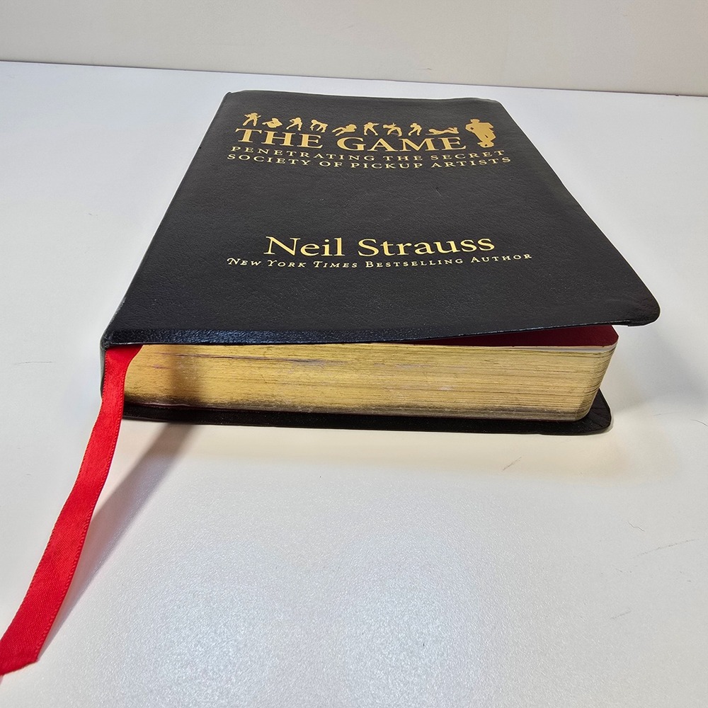 The Game Strauss Penetrating Secret Society Pickup Artists Deluxe Leather Bound - Picture 3 of 16